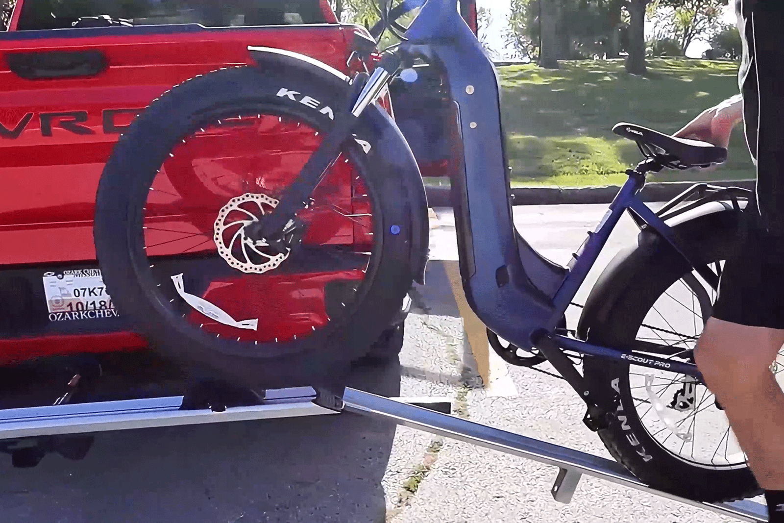 Your E-Bike Transport Dilemma Solved: Meet the 1-Bike Hitch Rack